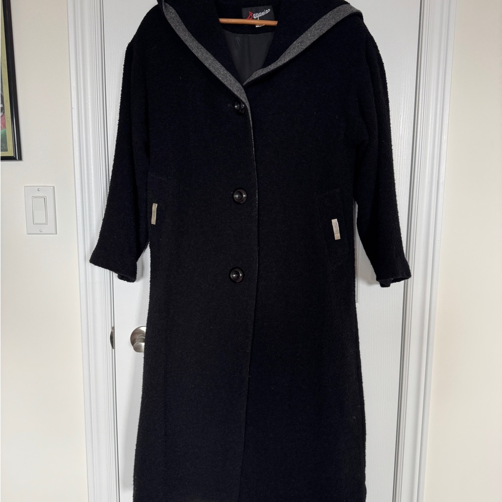 Black Hooded Coat with Gray Trim